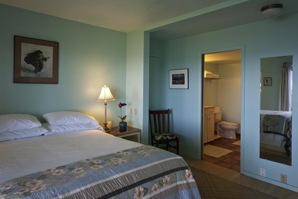 Hale Kai Hawaii Bed & Breakfast Хило Номер фото